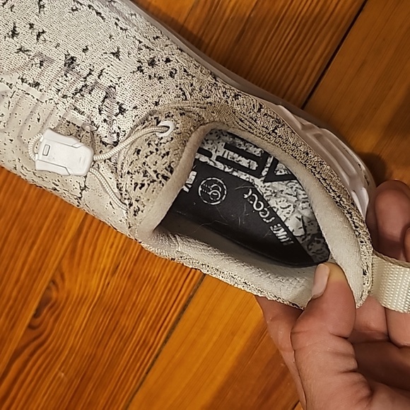 Nike shoes - Picture 3 of 6